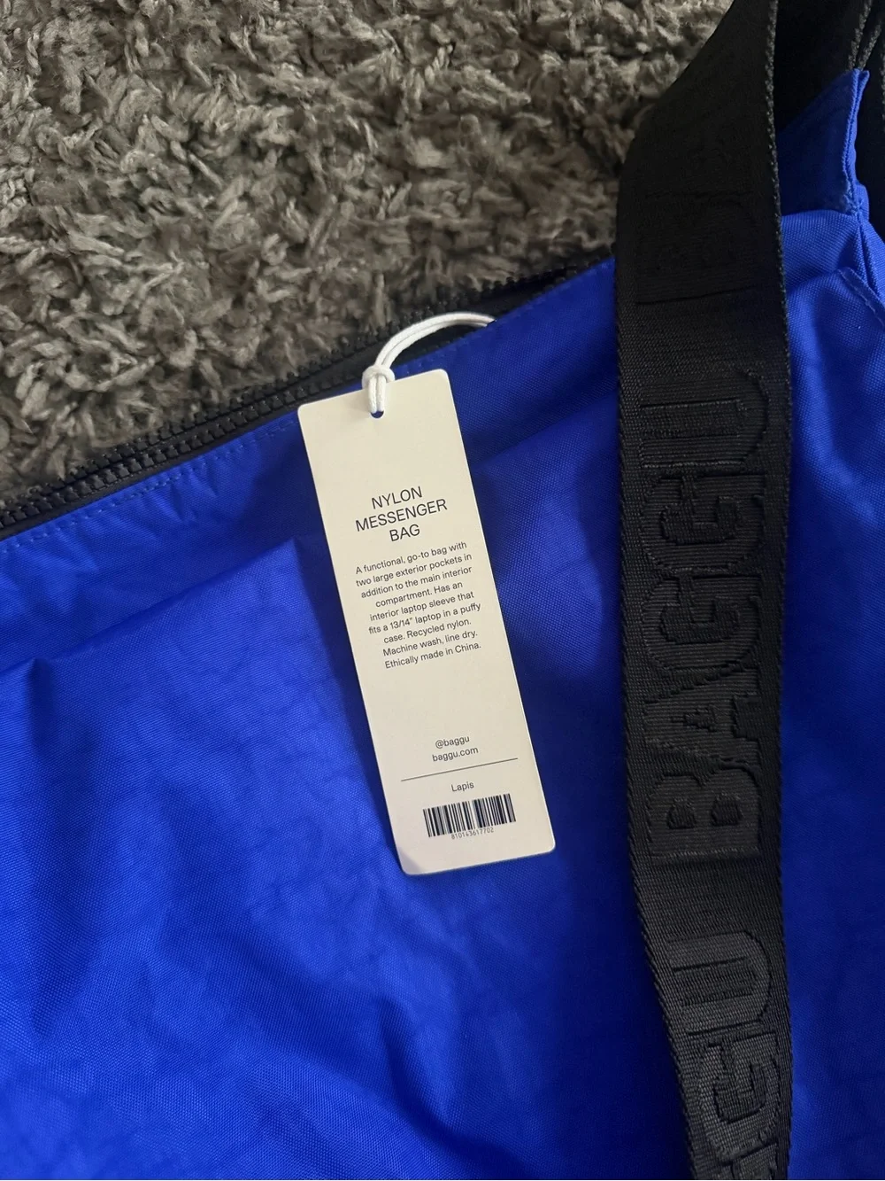NWT Baggu Nylon Messenger Bag in Lapis